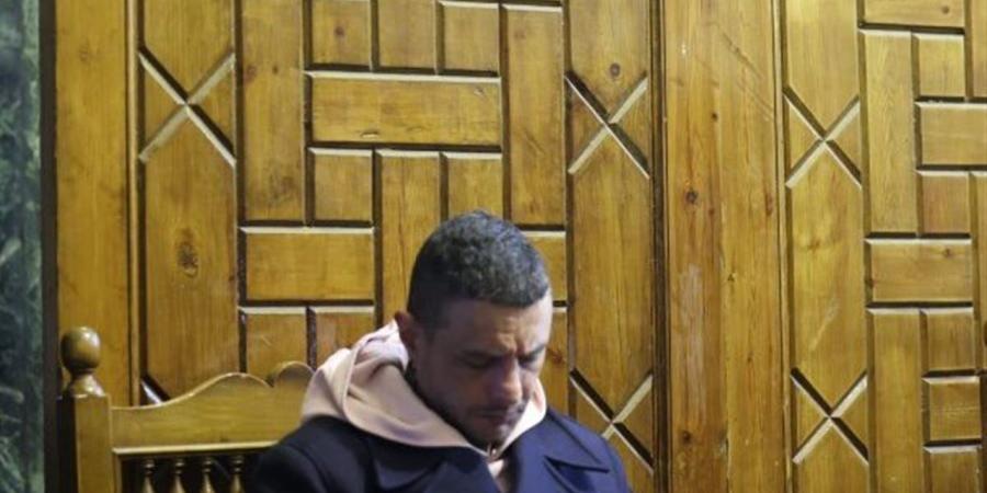 "كأنها
      ريد
      كاربت"..
      أحمد
      الفيشاوي
      ينفعل
      على
      المصوريين
      في
      عزاء
      والدته
      (فيديو)