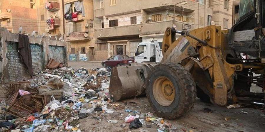 بعد
      جولة
      صباحية..
      محافظ
      الغربية
      يعود
      ليلا
      لمدينة
      المحلة
      للتأكد
      من
      تنفيذ
      تعليماته