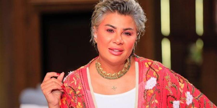 مفيدة
      شيحة
      قبل
      مباراة
      مصر
      وزيمبابوي:
      المنتخب
      يستعد
      لكتابة
      التاريخ
      بكأس
      الأمم