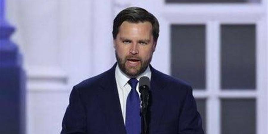 دي
      فانس:
      التحولات
      الجذرية
      في
      أوروبا
      تضع
      واشنطن
      تحت
      تهديد
      الخطر
      النووي