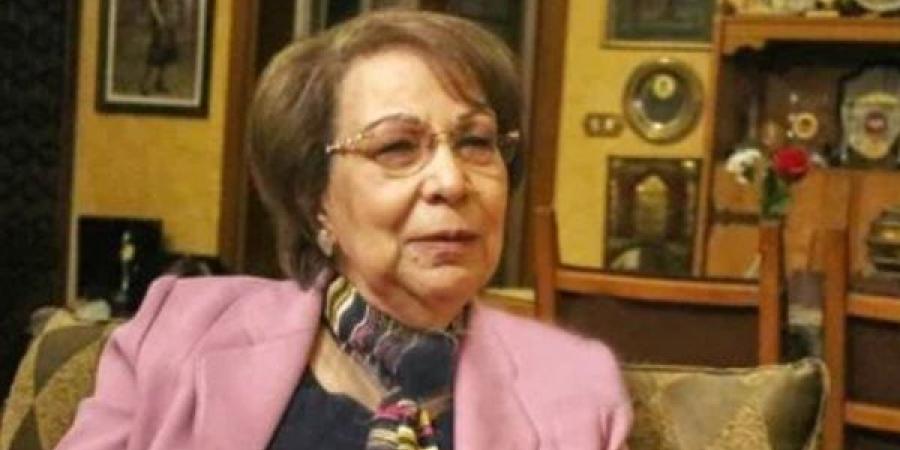 عامان
      من
      التحضير..
      إنعام
      محمد
      علي
      تكشف
      كواليس
      جديدة
      عن
      مسلسل
      أم
      كلثوم