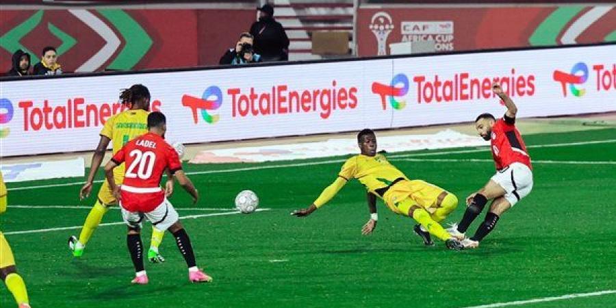 أحمد
      السيد:
      منتخب
      مصر
      لا
      يعتمد
      على
      الاستحواذ..
      وصلاح
      يحتاج
      للمساحات