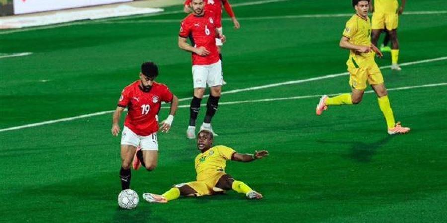 نجم
      الأهلي:
      الأداء
      المقنع
      هو
      مفتاح
      عودة
      ثقة
      الجماهير
      في
      الفراعنة