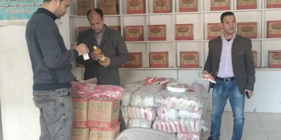 ضبط
      أعمال
      صرف
      وهمي
      بقيمة
      3463
      جنيهًا
      بالفيوم