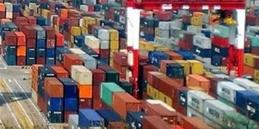 السمدوني:
      كيان
      منظم
      لقطاع
      اللوجستيات
      خطوة
      حاسمة
      لتعزيز
      مكانة
      مصر
      التجارية