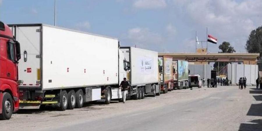 تحرك
      شاحنات
      القافلة
      الـ
      100
      تمهيدا
      لدخولها
      من
      مصر
      لغزة