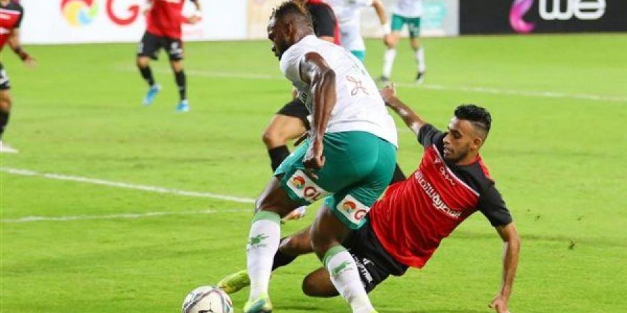 التعادل
      السلبي
      يحسم
      مواجهة
      المقاولون
      العرب
      وطلائع
      الجيش