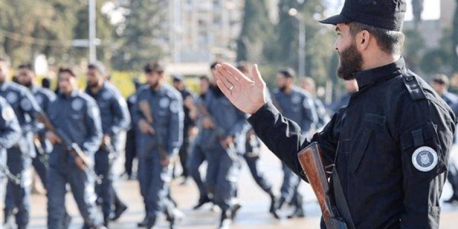 الداخلية
      السورية:
      قيادة
      الأمن
      الداخلي
      تنفذ
      مهامها
      الوطنية
      في
      حلب
      لحماية
      المدنيين