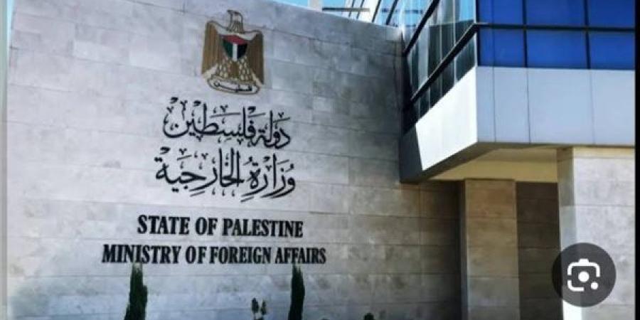 الخارجية
      الفلسطينية
      تعزي
      ليبيا
      في
      ضحايا
      طائرة
      رئيس
      الأركان