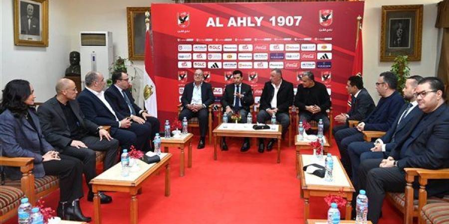 قرارات
      مهمة
      لمجلس
      إدارة
      الأهلي
      في
      اجتماعه