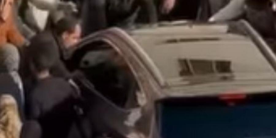 سقوط
      بوابة
      مستشفى
      الأطفال
      الجامعي
      بالمنصورة
      يتسبب
      في
      وفاة
      حارسة
      أمن