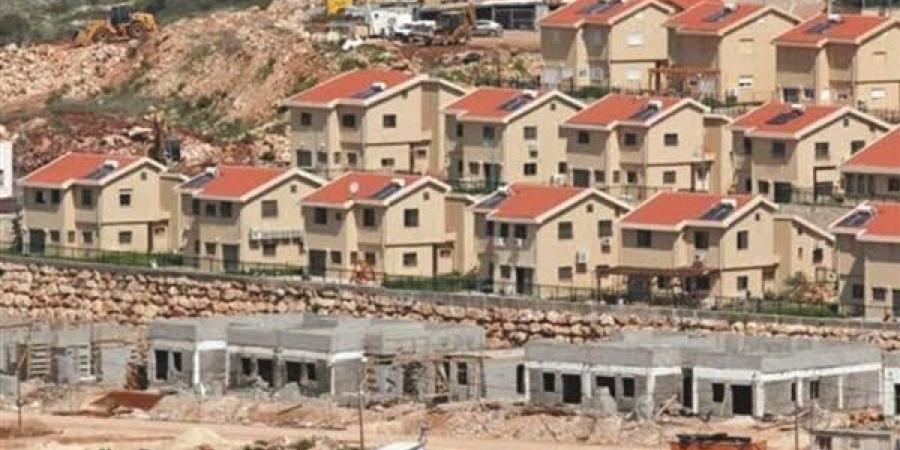 54%
      من
      الإسرائيليين
      يؤيدون
      الانتقال
      للمرحلة
      الثانية
      من
      اتفاق
      سلام
      غزة