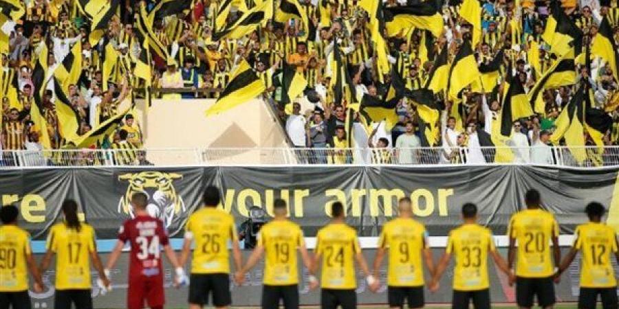 الاتحاد
      السعودي
      يتحرك
      لضم
      ظهير
      لاتسيو
      في
      الميركاتو
      الشتوي
