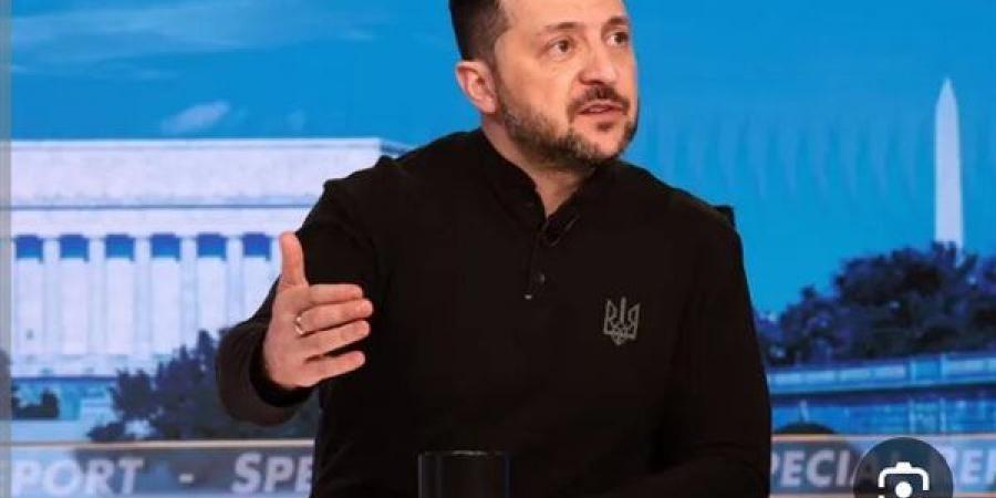 زيلينسكي:
      ناقشت
      مع
      ويتكوف
      وكوشنر
      سبل
      إنهاء
      الحرب
      الروسية