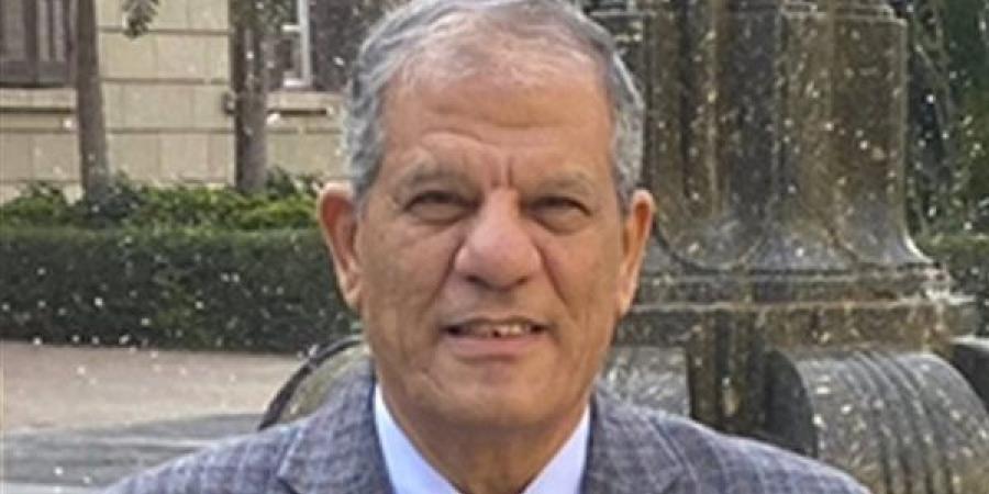 تجديد
      ندب
      جمال
      محمد
      هاشم
      مستشارًا
      لوزير
      التعليم
      العالي
      لشؤون
      المعاهد
      العالية