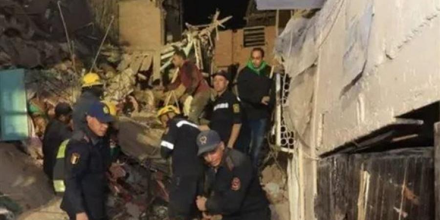 استخراج
      4
      جثث
      من
      أسفل
      أنقاض
      عقار
      إمبابة