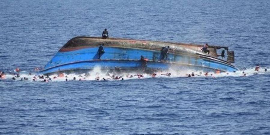 مصرع
      12
      مهاجرا
      في
      انقلاب
      زورق
      بمياه
      جوال
      السنغال