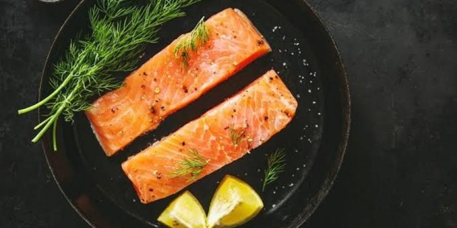 السلمون..
      وجبة
      غنية
      بالأوميغا
      3
      لصحة
      القلب
      والدماغ