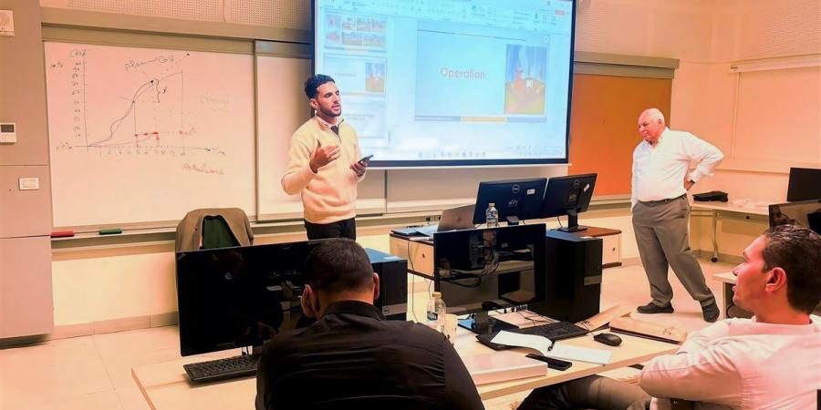 وزير
      الري
      يتابع
      إجراءات
      تدريب
      الكوادر
      الشابة
      بالوزارة
      فى
      مجال
      إدارة
      المشروعات