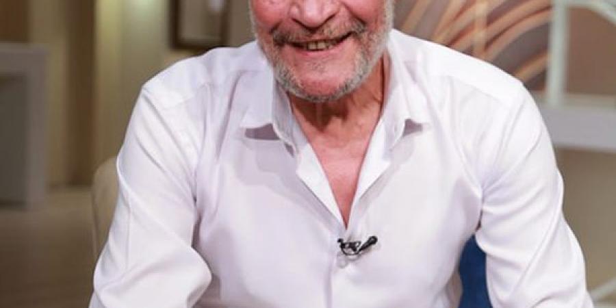 هيرتاحوا
      من
      بعض..
      حمدي
      هيكل
      يصدم
      عمرو
      أديب
      ولميس
      الحديدي
      بعد
      الطلاق