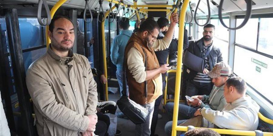 إقبال
      كبير
      من
      المواطنين
      على
      استخدام
      الأتوبيس
      الترددي
      BRT