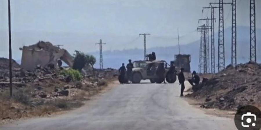 إعلام
      سوري:
      قصف
      إسرائيلي
      يستهدف
      تل
      أحمر
      في
      ريف
      القنيطرة