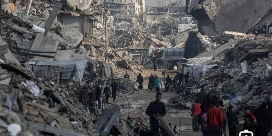 الاحتلال
      الإسرائيلي
      يشن
      غارات
      على
      غزة
      فجر
      اليوم