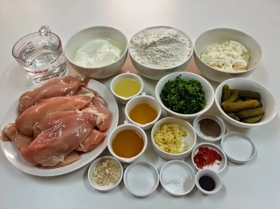 بالطريقة الاصلية زي زمان.. تتبيلة الدجاج المشوي طعم شرقي لا يقاوم بمكونات بسيطة من البيت بس هتفرق معاكي في الطعم